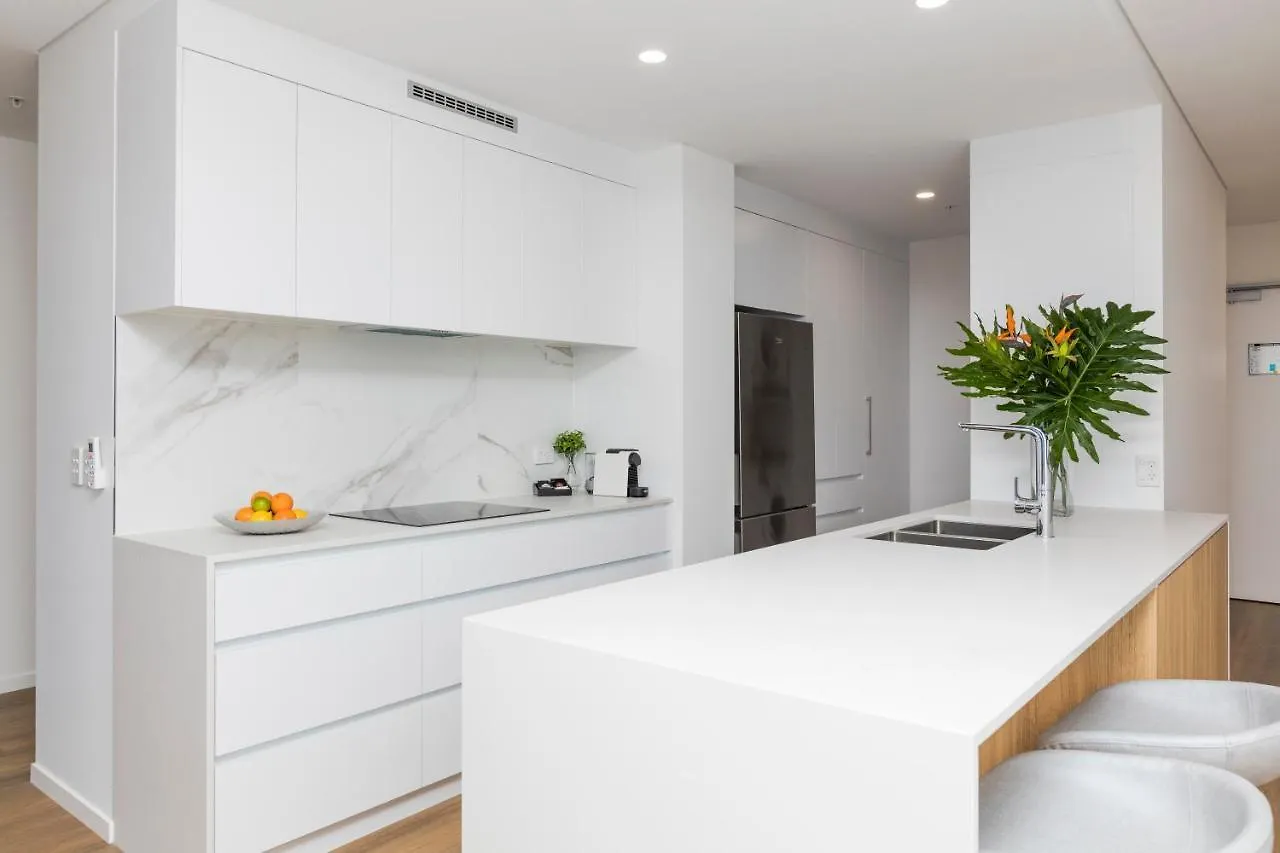 Sky Broadwater Apartments Southport Apartmanhotel