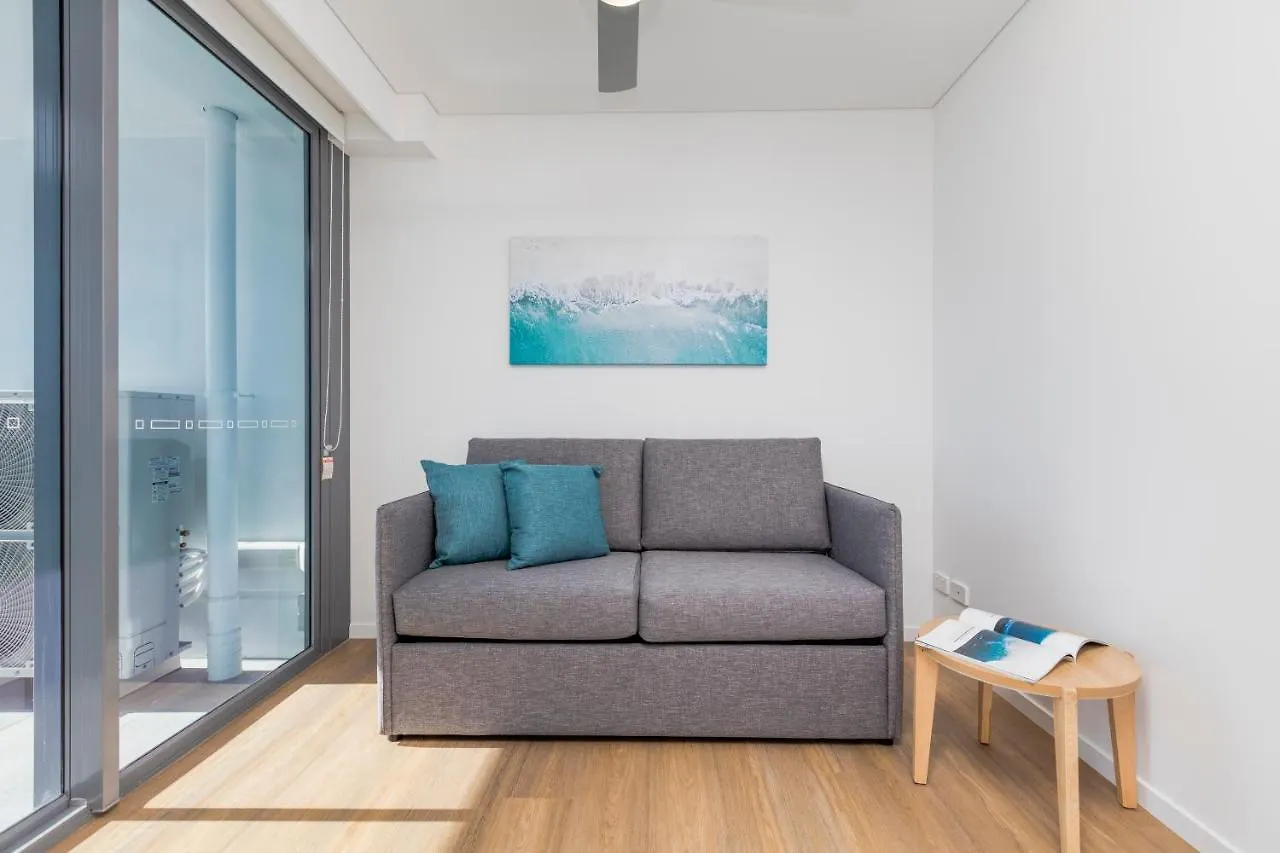 Sky Broadwater Apartments Southport Apartmanhotel