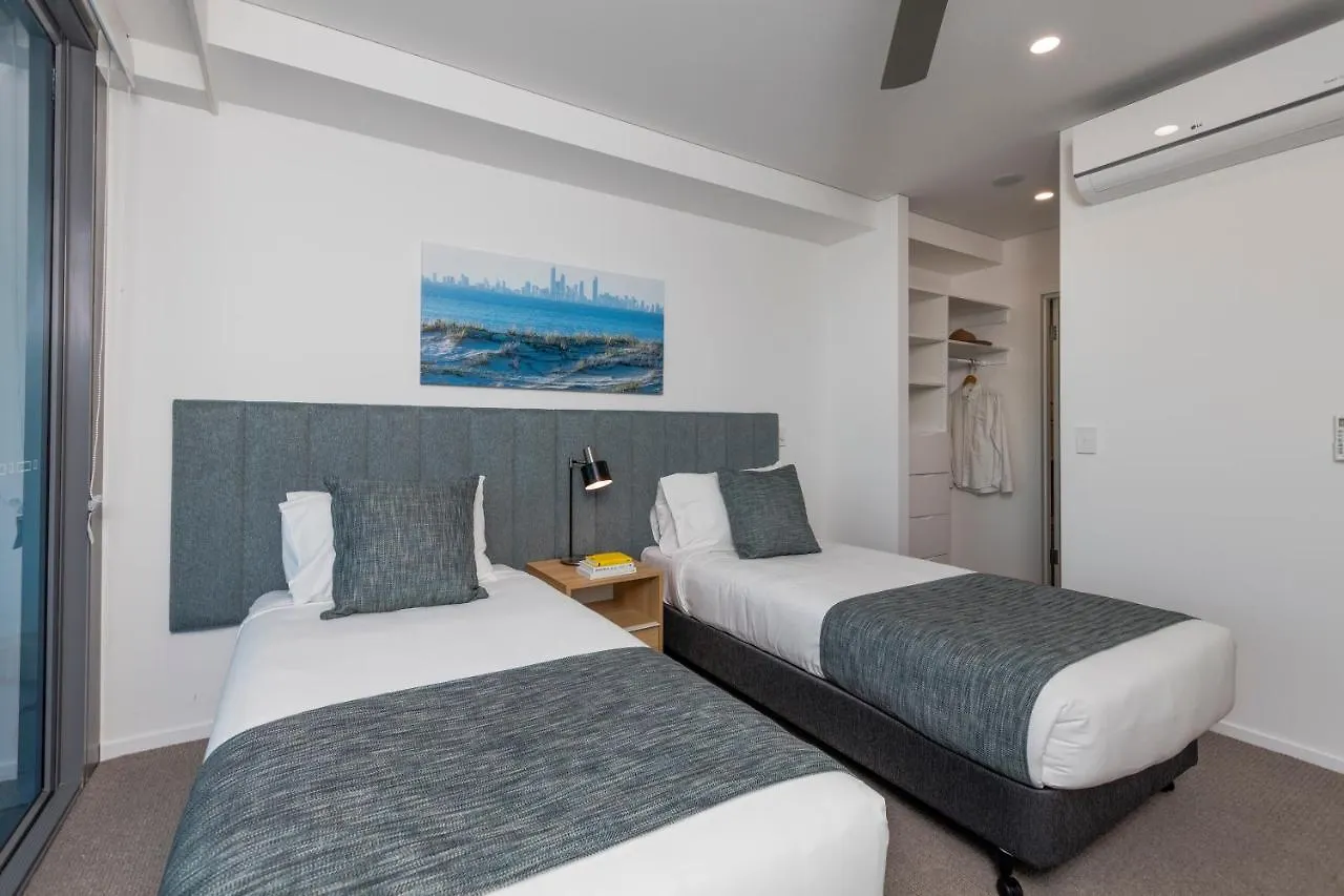 **** Apartmanhotel Sky Broadwater Apartments Southport Ausztrália